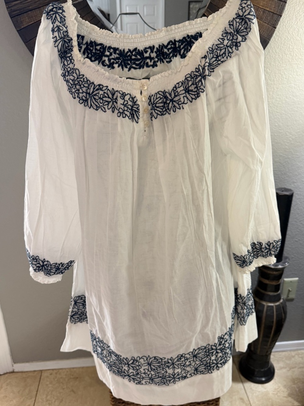 NWT White Dolma Embroidered Peasant Dress 100% On/Off Shoulders Flower Design
